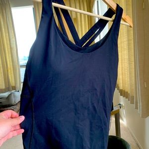 Lululemon yoga top with built-in bra